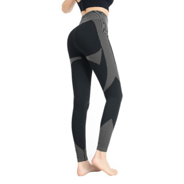 Seamless Yoga Pants,Slimming Activewear,Trendy Workout Bottoms,Fitness Fashion Must-Have.